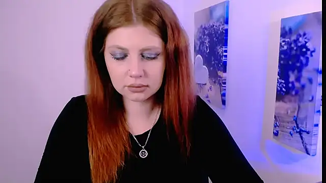 Lizzy Love online show from December 2025 07:35:01 PM