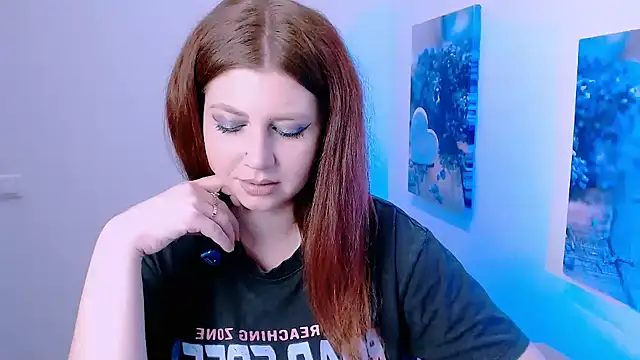 Lizzy Love online show from November 2025 08:24:02 PM