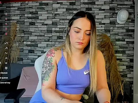 cindy love2 online show from October 2025 03:02:02 PM