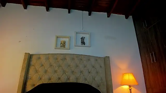 allisson m online show from March 2026 12:03:02 PM