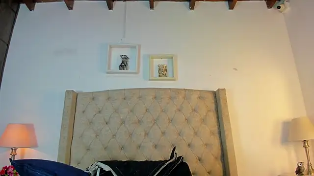 allisson m online show from October 2025 12:04:02 PM