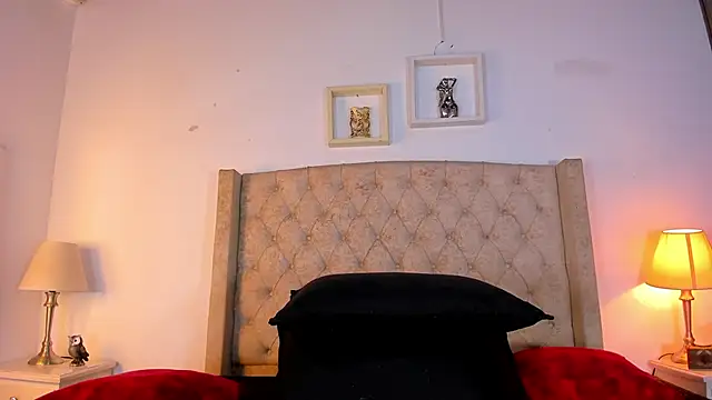 allisson m online show from April 2026 12:06:02 PM