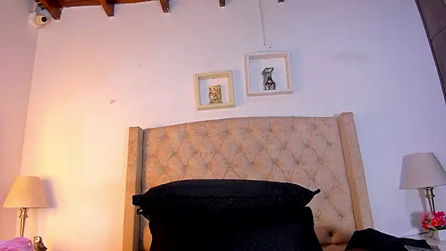 allisson m online show from February 2026 12:13:02 PM