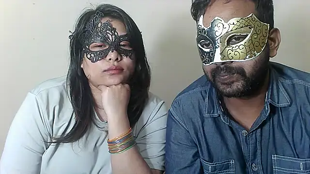 Cutehornycouples online show from October 2025 06:05:01 PM