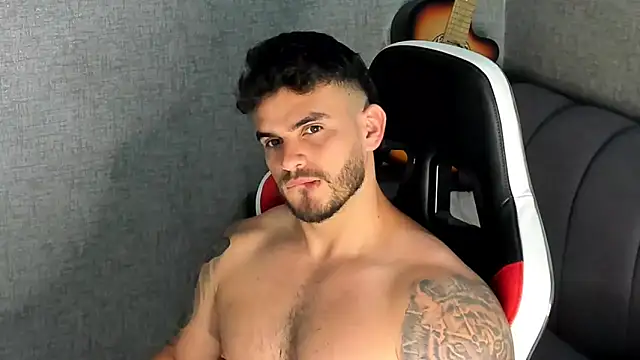 Ricardogo19 online show from September 2025 03:24:02 PM