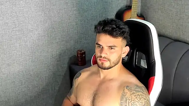 Ricardogo19 online show from September 2025 11:12:02 PM