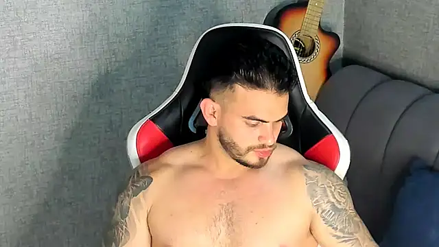 Ricardogo19 online show from September 2025 11:19:02 PM