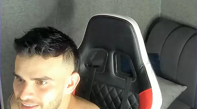 Ricardogo19 online show from March 2025 03:15:01 AM