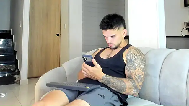 Ricardogo19 online show from April 2026 11:12:02 PM