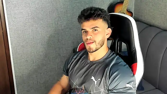 Ricardogo19 online show from September 2025 08:20:01 PM