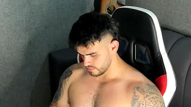 Ricardogo19 online show from September 2025 10:15:01 PM