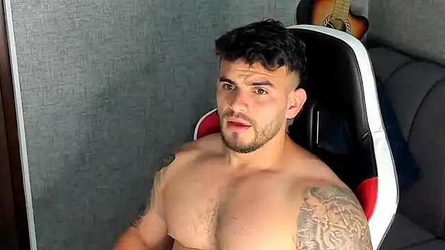 Ricardogo19 online show from September 2025 03:07:01 PM