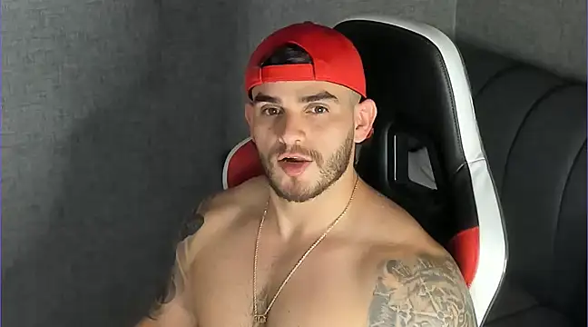 Ricardogo19 online show from March 2025 07:25:01 PM