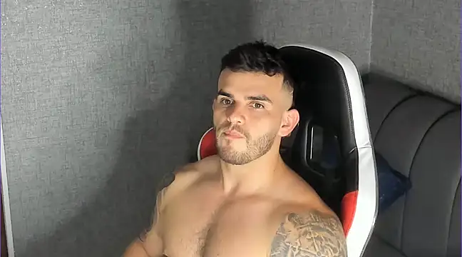 Ricardogo19 online show from March 2025 10:58:02 PM