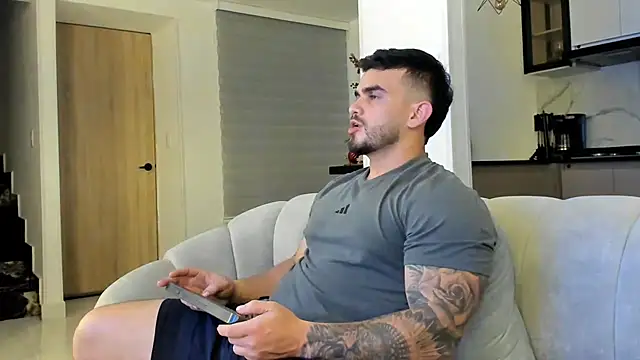 Ricardogo19 online show from January 2026 11:55:01 PM