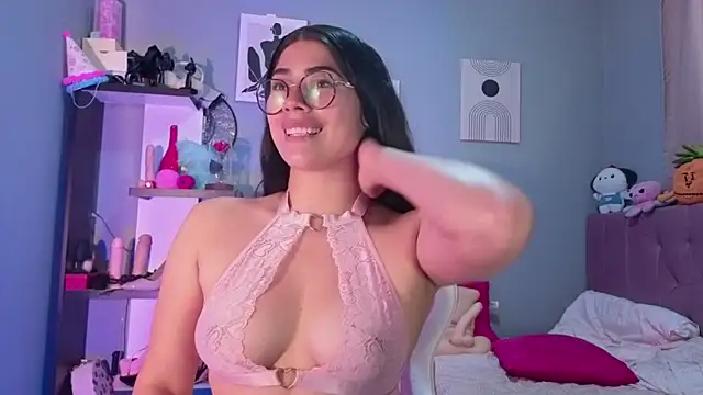 LoaLuxury online show from March 2026 07:59:01 PM