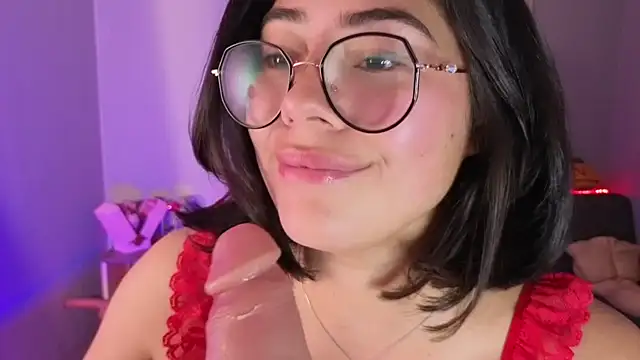 LoaLuxury online show from April 2026 05:31:01 PM