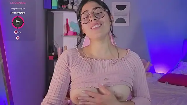 LoaLuxury online show from March 2026 08:53:02 PM