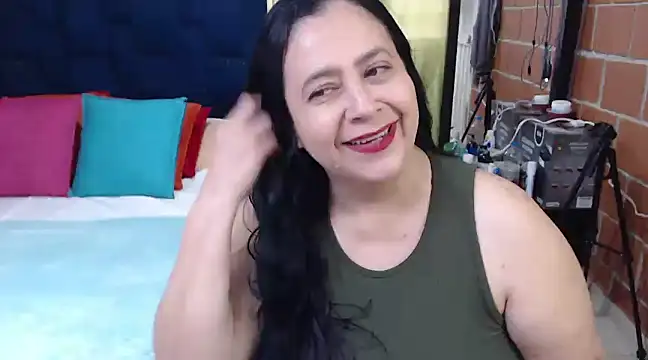 karlaton1977 online show from February 2025 05:59:01 PM