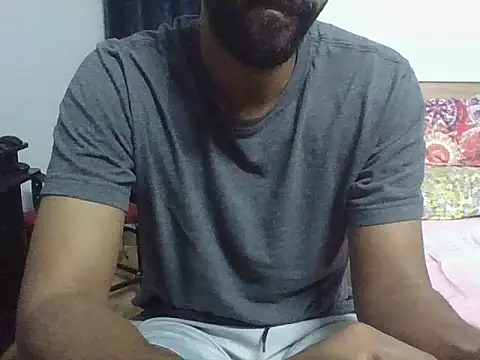 Snapshot of IndianEurope chatting on October 2025 06:42:02 PM IndianEurope online show from October 2025 06:42:02 PM