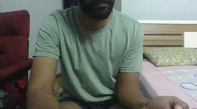 Snapshot of IndianEurope chatting on January 2025 01:59:02 PM IndianEurope online show from January 2025 01:59:02 PM