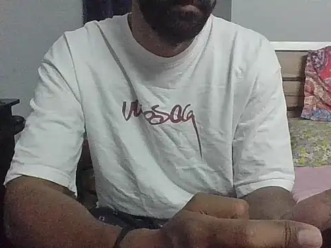 Snapshot of IndianEurope chatting on September 2025 05:08:01 PM IndianEurope online show from September 2025 05:08:01 PM