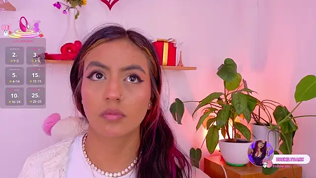 Snapshot of emily_bank chatting on February 2026 07:58:02 PM emily bank online show from February 2026 07:58:02 PM