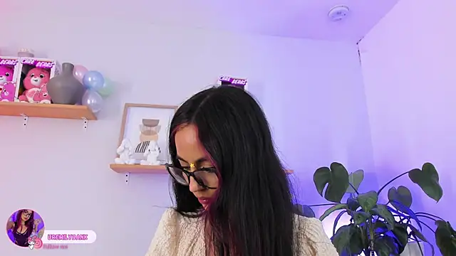 emily bank online show from November 2025 08:42:02 PM