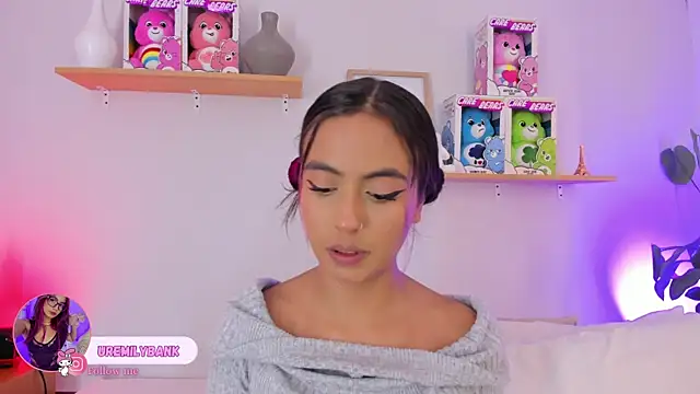 emily bank online show from September 2025 07:29:02 PM