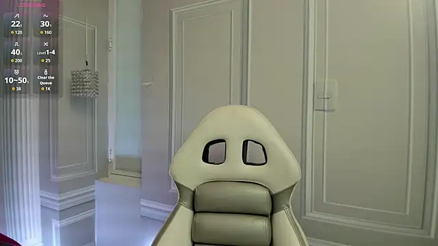 Emelyross  online show from December 2025 06:07:02 PM