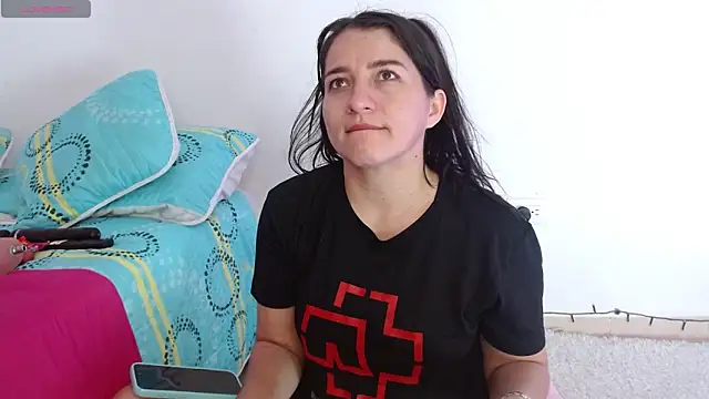 Emelyross  online show from March 2026 01:49:01 PM