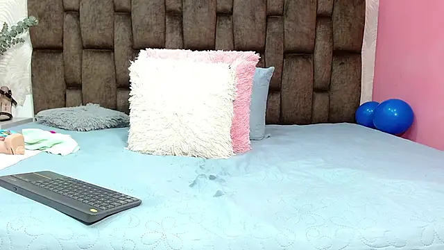 JuanitaDelMar online show from March 2025 08:11:01 AM