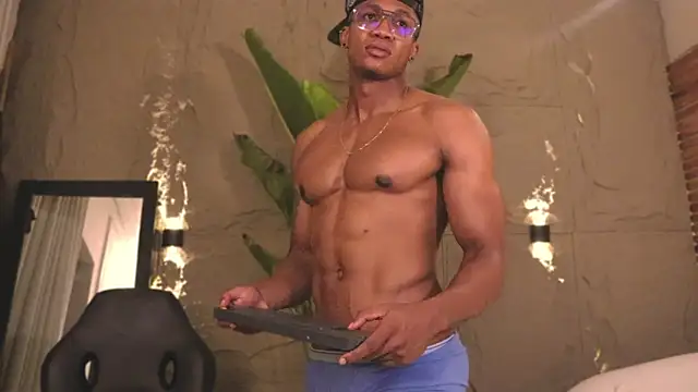 Logan Varela online show from March 2025 08:23:02 AM