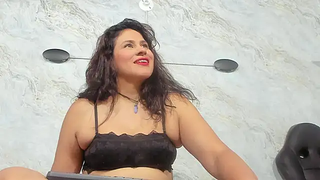 Snapshot of hari_lissaw chatting on March 2025 03:12:02 AM hari lissaw online show from March 2025 03:12:02 AM