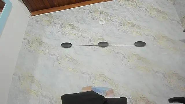 Snapshot of hari_lissaw chatting on March 2025 06:17:02 AM hari lissaw online show from March 2025 06:17:02 AM