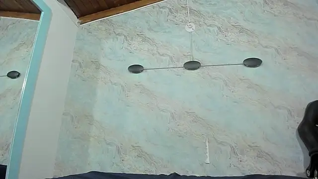 Snapshot of hari_lissaw chatting on March 2025 03:11:01 AM hari lissaw online show from March 2025 03:11:01 AM