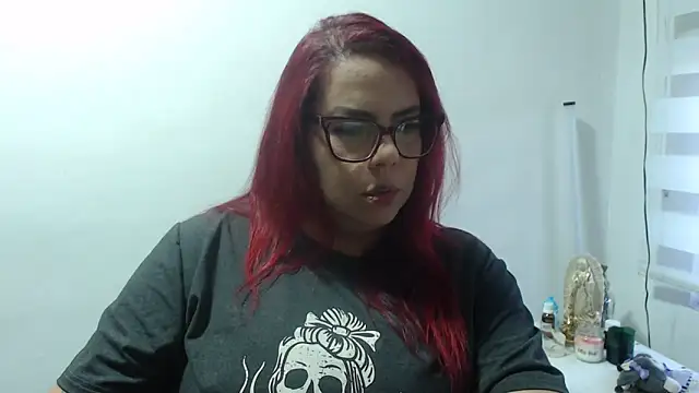 Rebecagiraut online show from December 2025 11:55:01 AM