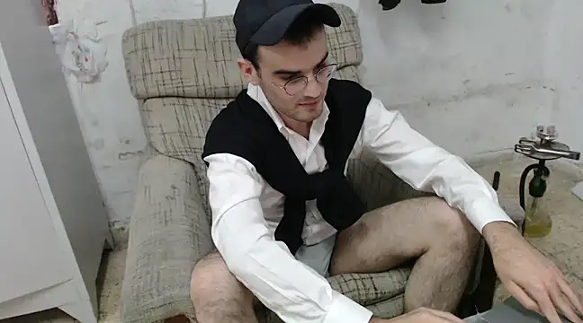 erikamavrik online show from January 2025 01:15:01 PM