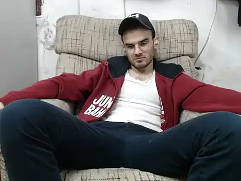 erikamavrik online show from December 2024 01:38:02 PM