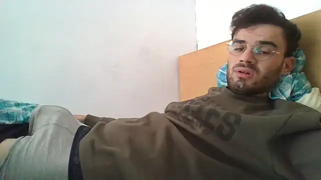 Snapshot of erikamavrik chatting on December 2025 08:41:02 AM erikamavrik online show from December 2025 08:41:02 AM