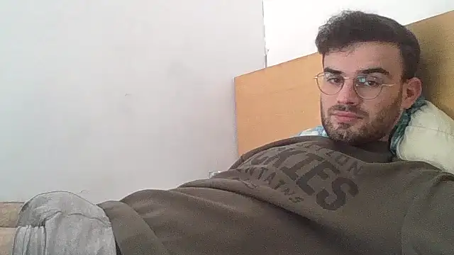 Snapshot of erikamavrik chatting on December 2025 09:47:02 AM erikamavrik online show from December 2025 09:47:02 AM