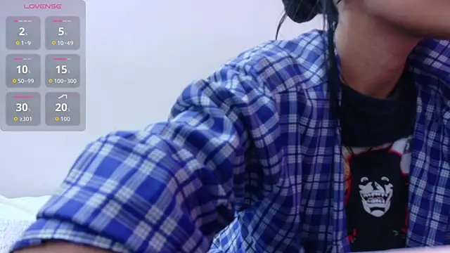 yourcuteneighbourr online show from February 2026 03:03:01 AM