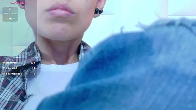 yourcuteneighbourr online show from March 2026 03:28:01 AM