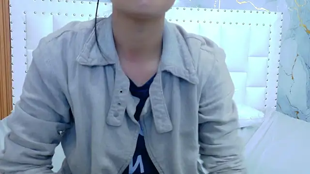 yourcuteneighbourr online show from January 2026 03:10:02 AM