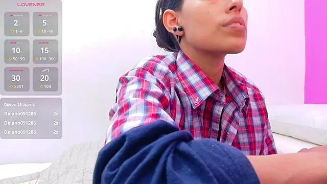 yourcuteneighbourr online show from March 2026 04:52:02 AM