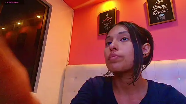 yourcuteneighbourr online show from February 2025 09:43:02 AM