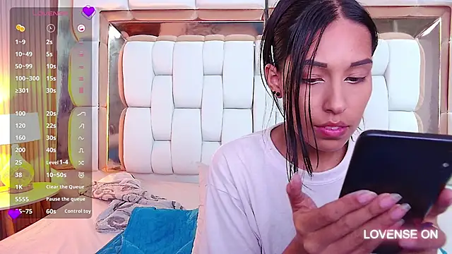 yourcuteneighbourr online show from March 2025 09:29:01 AM