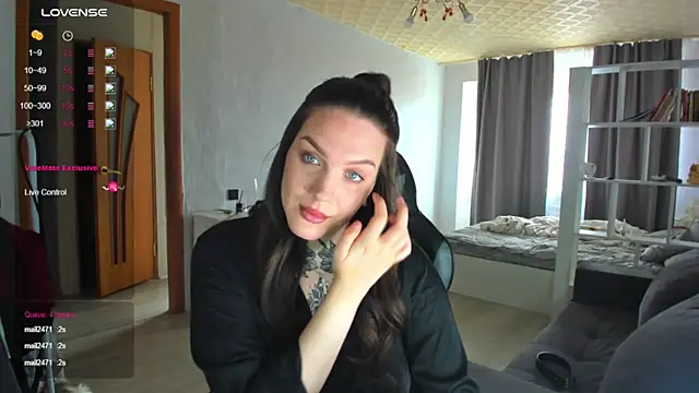 AizaRose online show from April 2026 07:03:01 AM