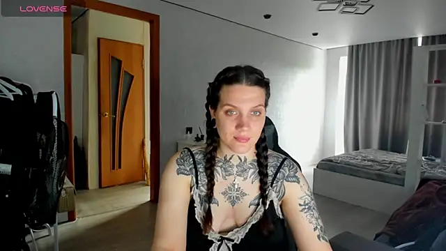 AizaRose online show from July 2026 07:10:01 AM