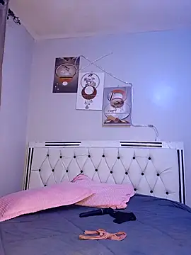 Snapshot of C-yoyo chatting on November 2025 08:03:01 PM C-yoyo online show from November 2025 08:03:01 PM